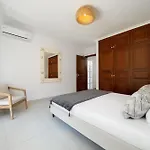 Charming With Private Pool By Lovelystay Вилла Албуфейра