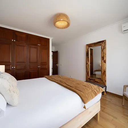 Charming With Private Pool By Lovelystay 빌라 *