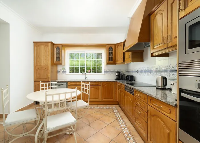 Βίλα Charming With Private Pool By Lovelystay Αλμπουφέιρα