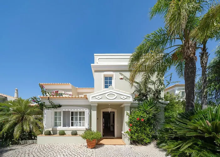 Βίλα Charming With Private Pool By Lovelystay Αλμπουφέιρα