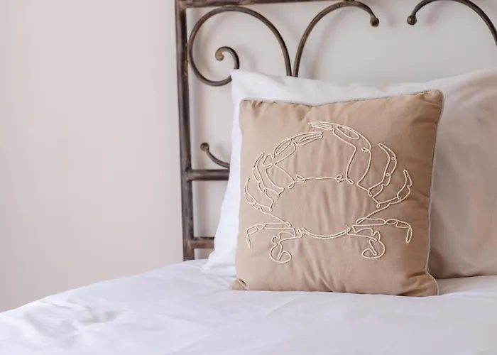 Charming With Private Pool By Lovelystay Αλμπουφέιρα