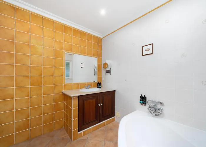 Βίλα Charming With Private Pool By Lovelystay Αλμπουφέιρα